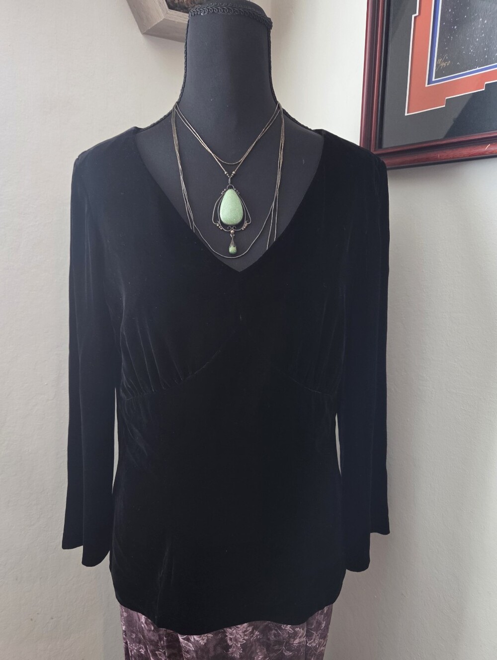 Ann Taylor Black Velvet Silk Blend V-Neck Long Sleeve Top Whimsigoth Glam Size 6